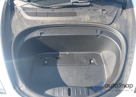 2019 Tesla Model 3 Long Range/Mid Range/Standard Range/Standard Range Plus z USA, uszkodzony, nr VIN 5YJ3E1EA5KF412117